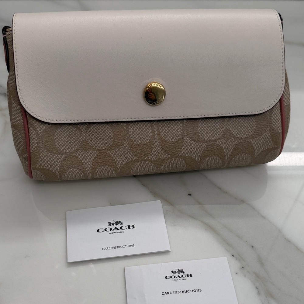 Coach Beige and White Leather Clutch